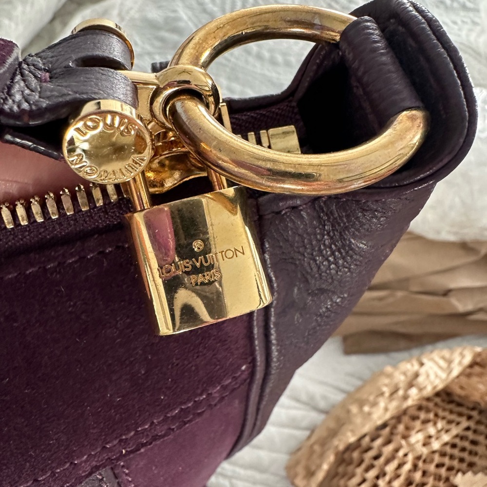 LOUIS VUITTON Monogrammed Audacieuse Handbag - Picture 8 of 16